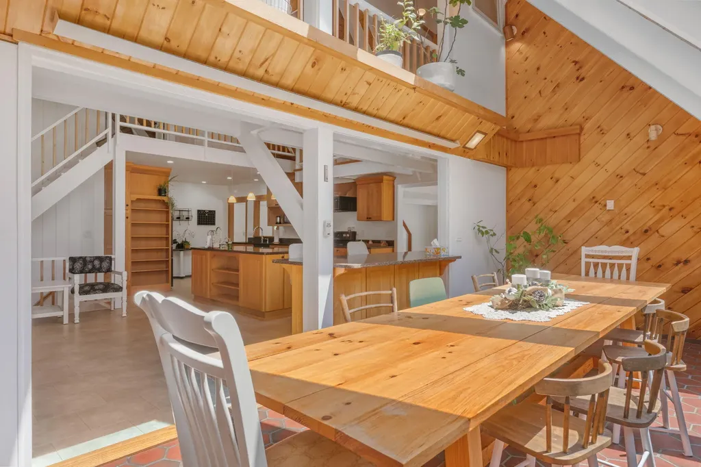 6 Robinson Drive Rockport ME 04856