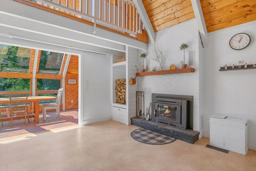 6 Robinson Drive Rockport ME 04856
