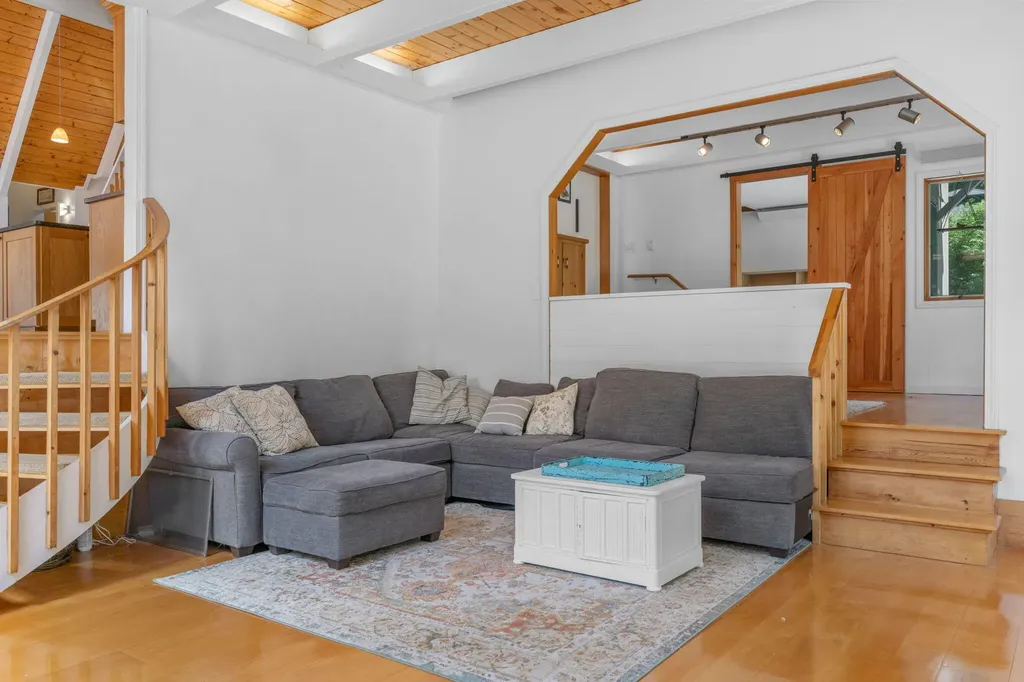 6 Robinson Drive Rockport ME 04856