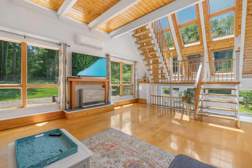 6 Robinson Drive Rockport ME 04856