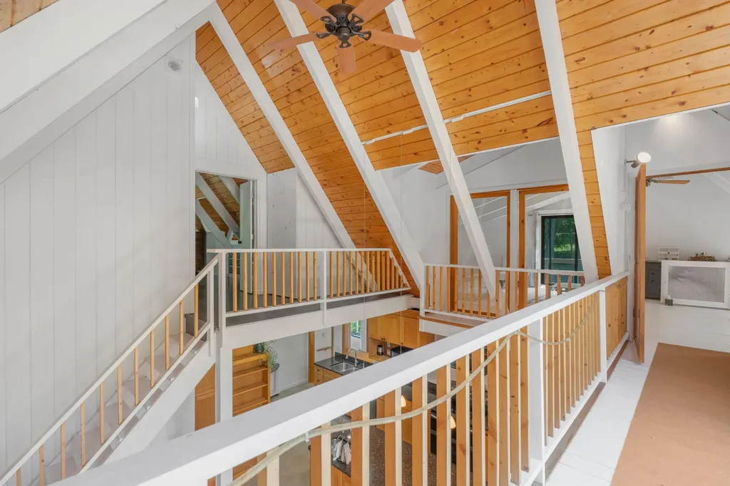 6 Robinson Drive Rockport ME 04856