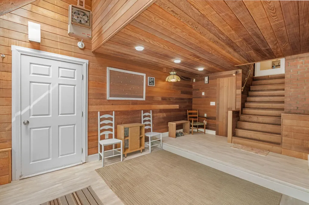 6 Robinson Drive Rockport ME 04856