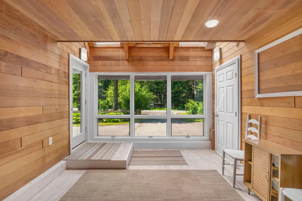 6 Robinson Drive Rockport ME 04856