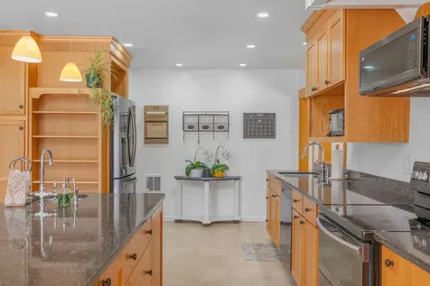 6 Robinson Drive Rockport ME 04856