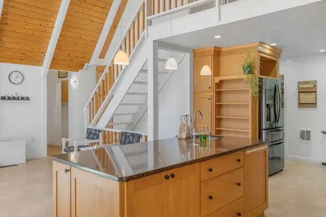 6 Robinson Drive Rockport ME 04856
