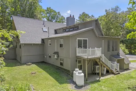 6 Robinson Drive Rockport ME 04856