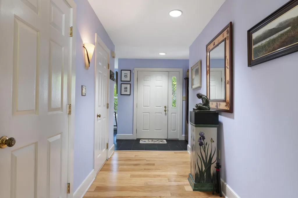 6 Wildwood Circle Portland ME 04103