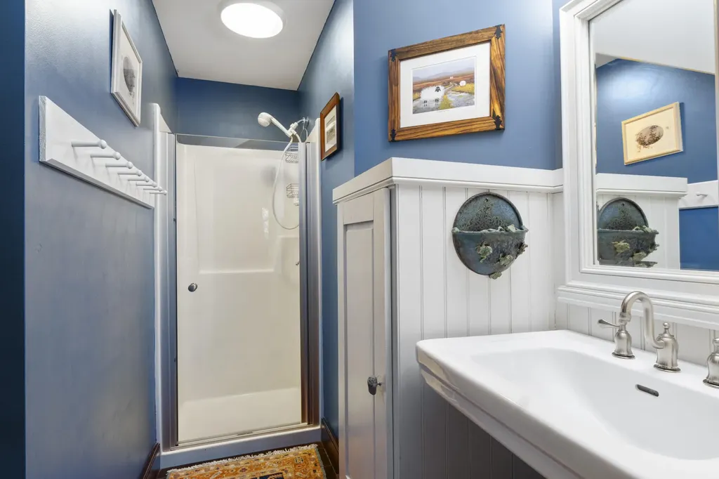 6 Wildwood Circle Portland ME 04103