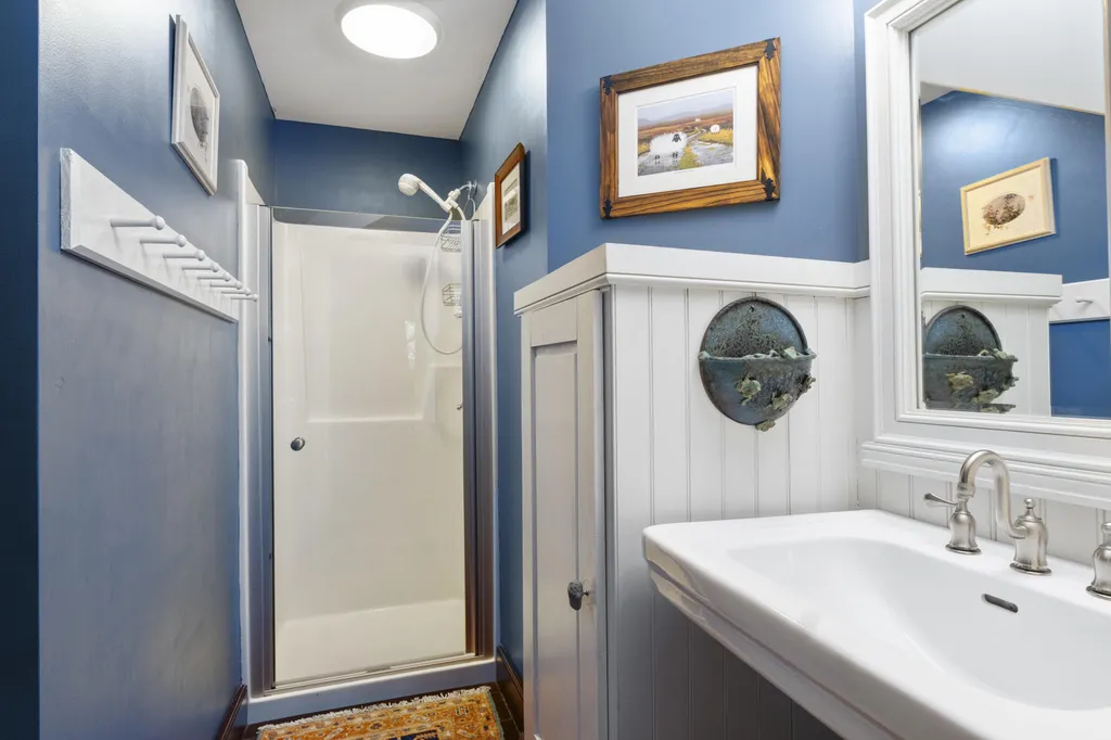 6 Wildwood Circle Portland ME 04103