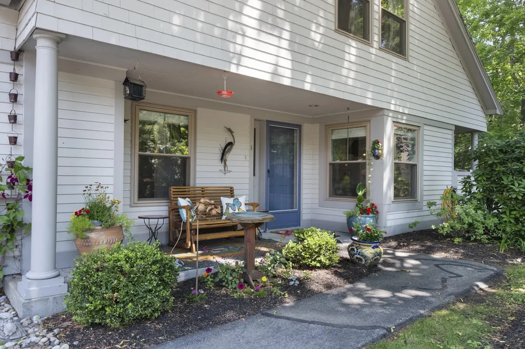 6 Wildwood Circle Portland ME 04103