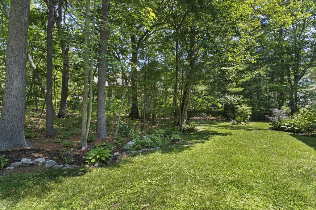 6 Wildwood Circle Portland ME 04103