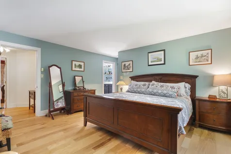 6 Wildwood Circle Portland ME 04103