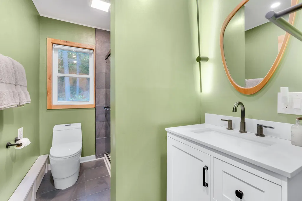 5 Cedar Hill Road Tremont ME 04674