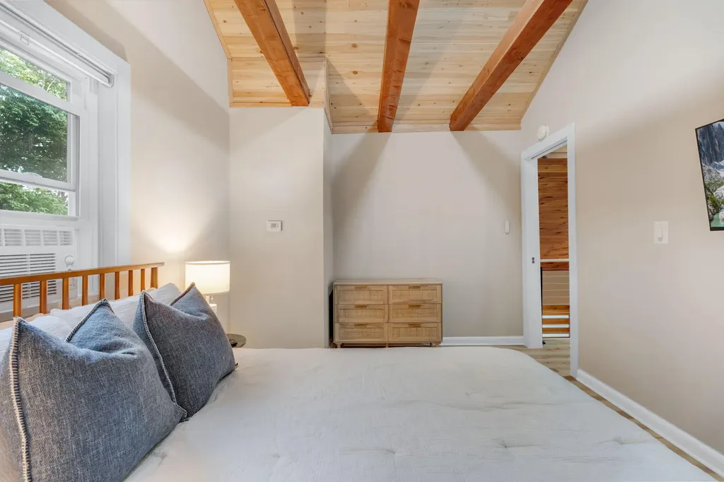 5 Cedar Hill Road Tremont ME 04674