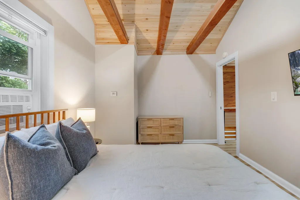 5 Cedar Hill Road Tremont ME 04674