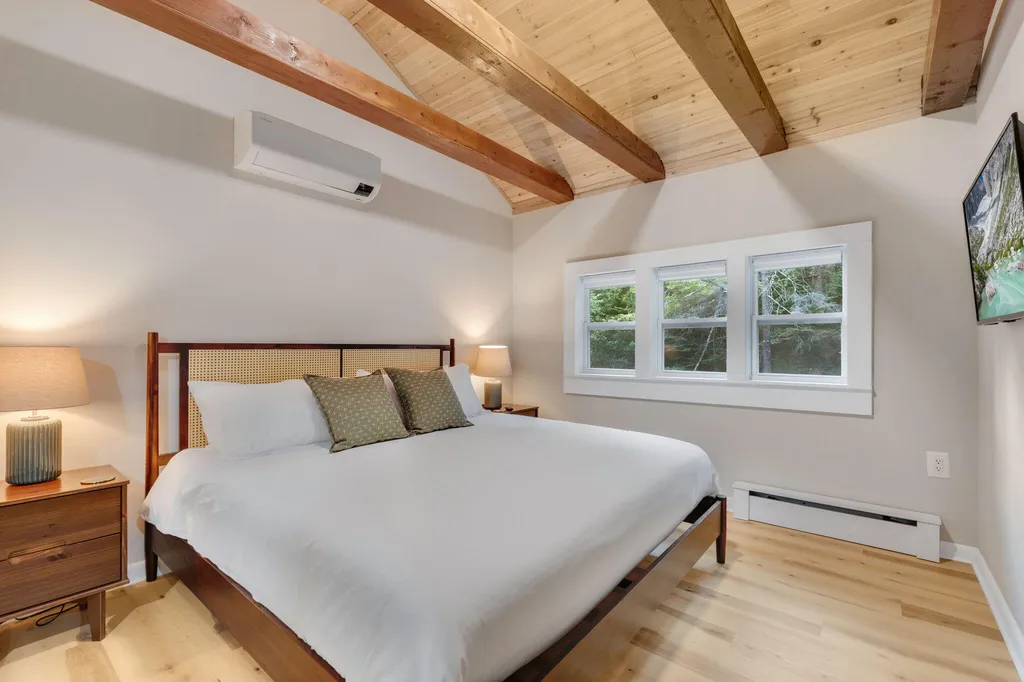 5 Cedar Hill Road Tremont ME 04674