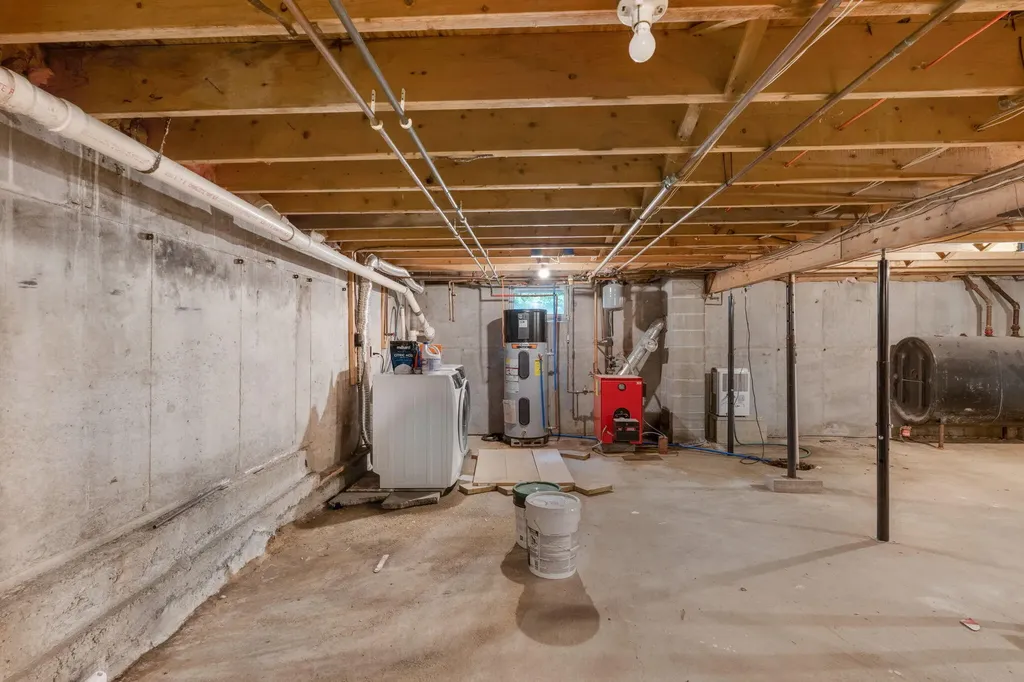 5 Cedar Hill Road Tremont ME 04674