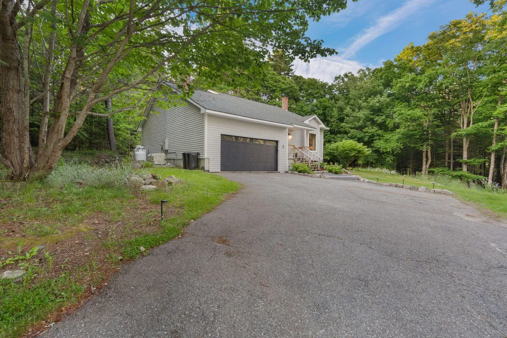 5 Cedar Hill Road Tremont ME 04674