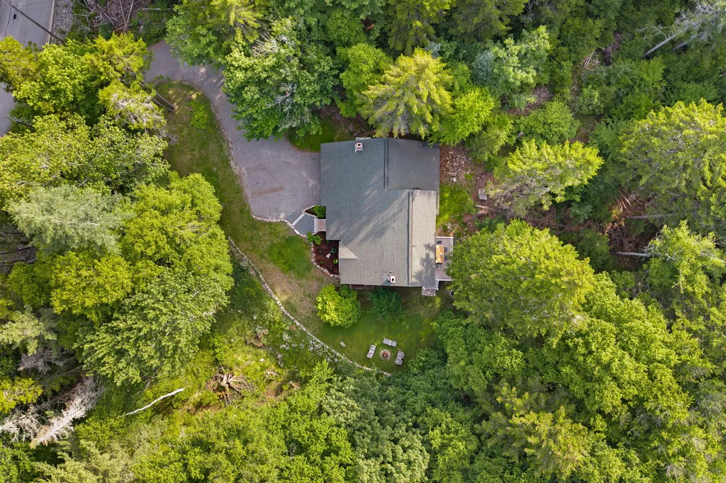5 Cedar Hill Road Tremont ME 04674