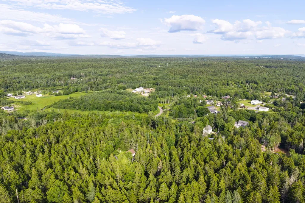 5 Cedar Hill Road Tremont ME 04674