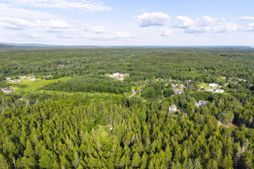 5 Cedar Hill Road Tremont ME 04674