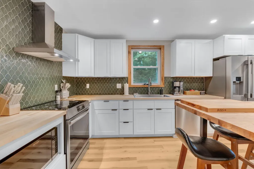 5 Cedar Hill Road Tremont ME 04674