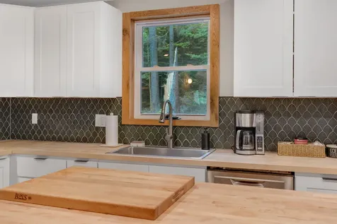 5 Cedar Hill Road Tremont ME 04674