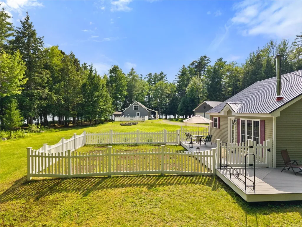 112 Dead Stream Road Lincoln ME 04457