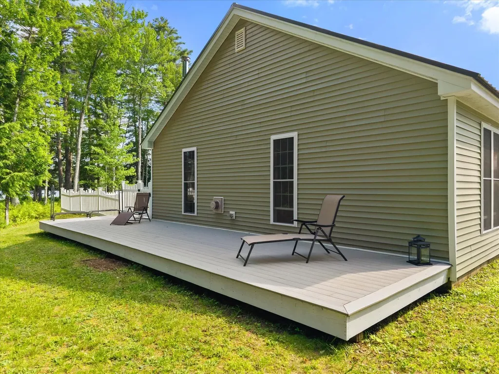 112 Dead Stream Road Lincoln ME 04457