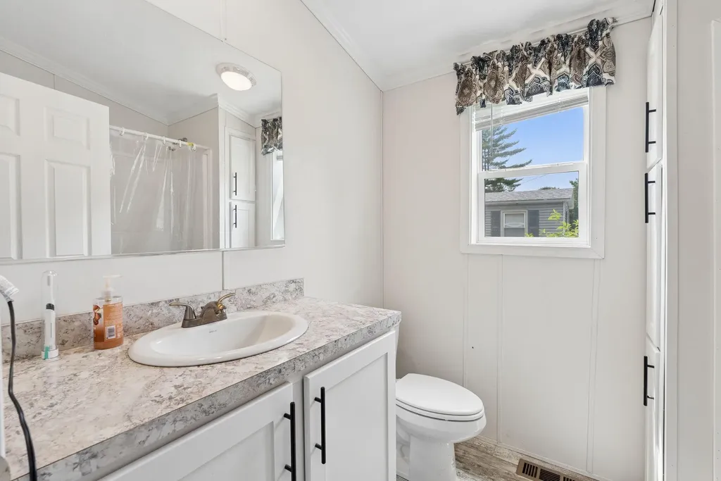 34 Falcon Circle Augusta ME 04330