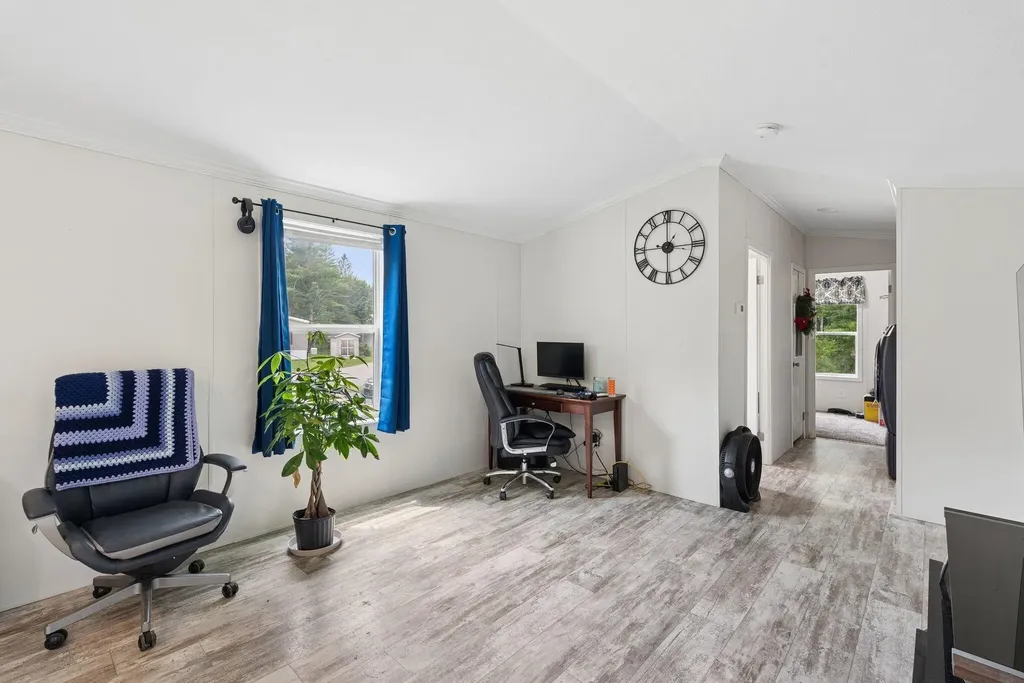 34 Falcon Circle Augusta ME 04330