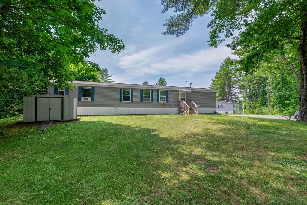 34 Falcon Circle Augusta ME 04330