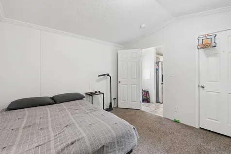 34 Falcon Circle Augusta ME 04330