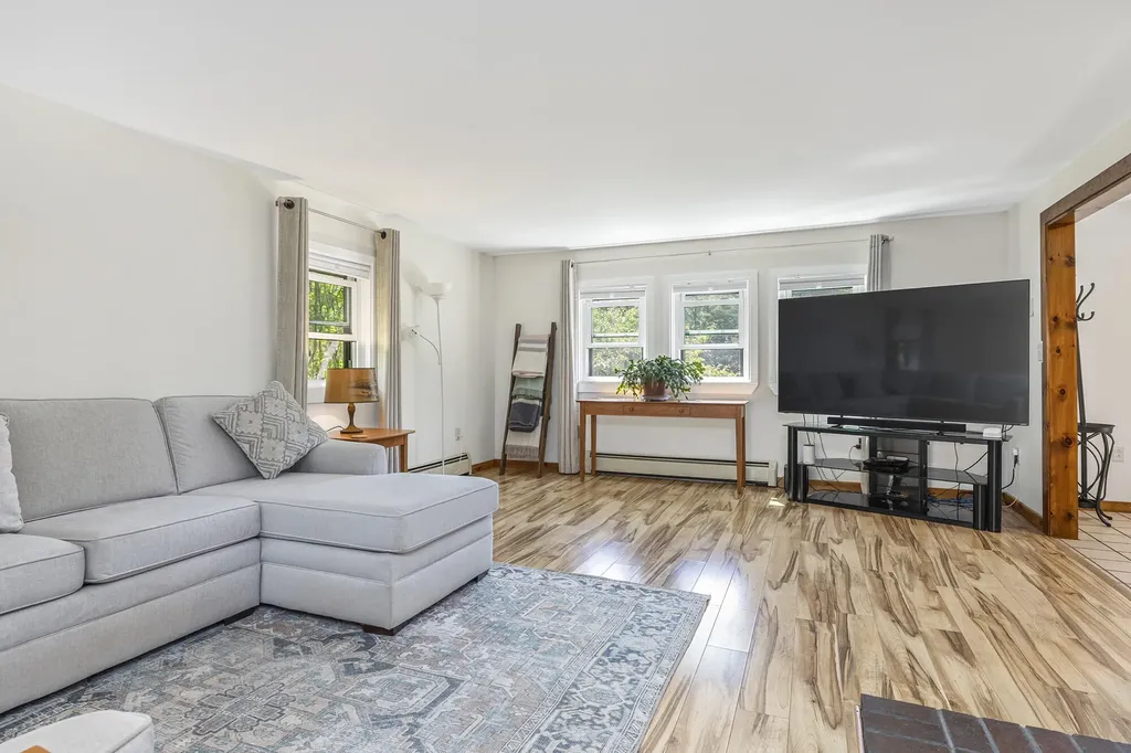141 Fickett Road Pownal ME 04069
