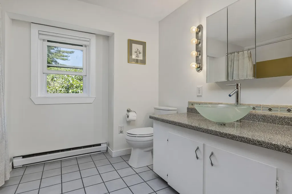 141 Fickett Road Pownal ME 04069