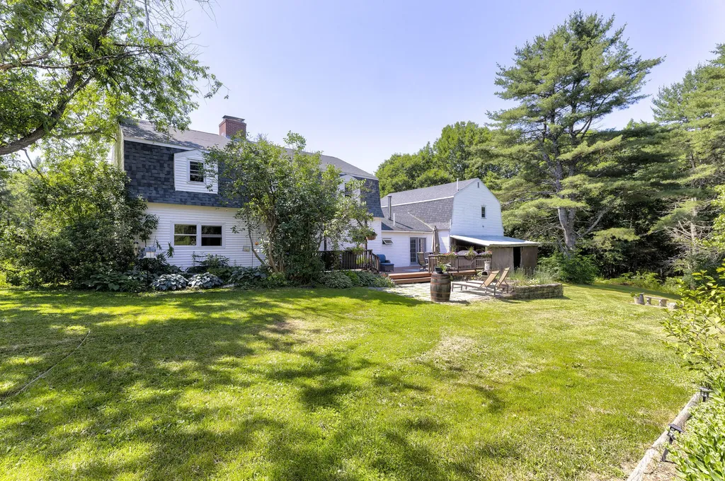 141 Fickett Road Pownal ME 04069