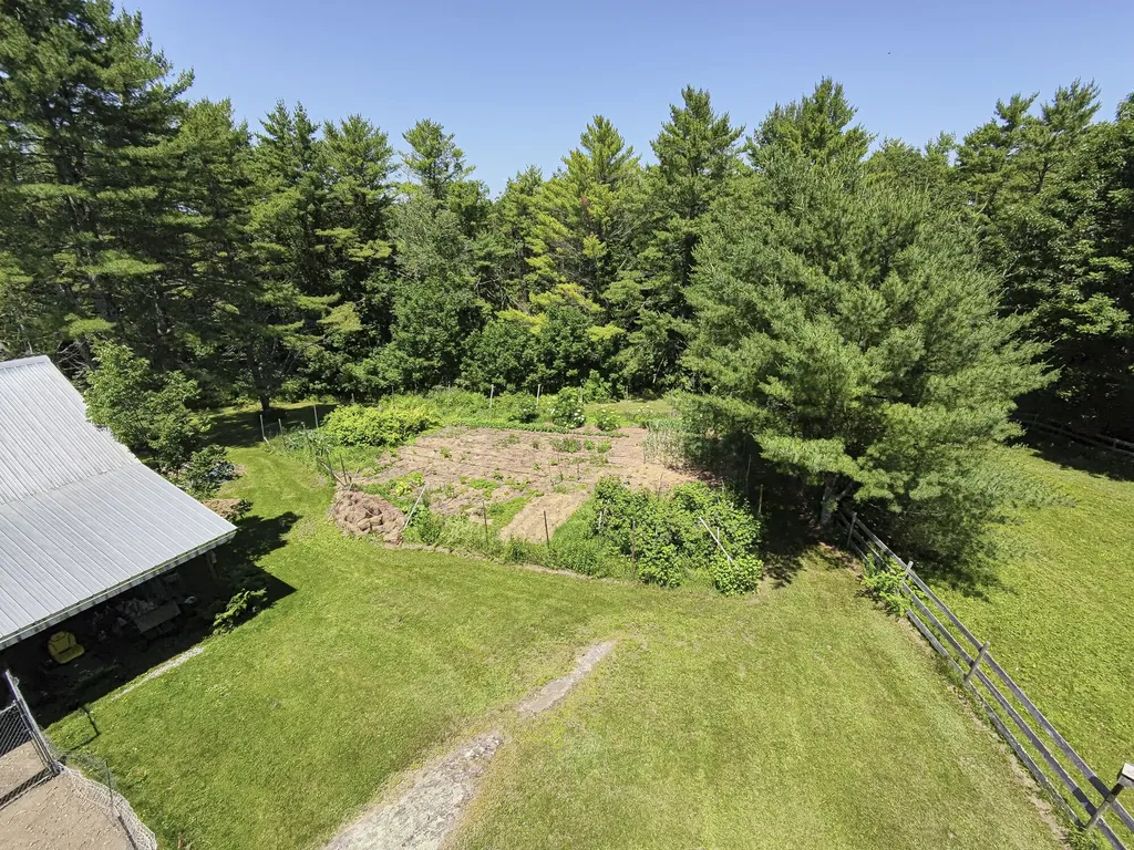 141 Fickett Road Pownal ME 04069