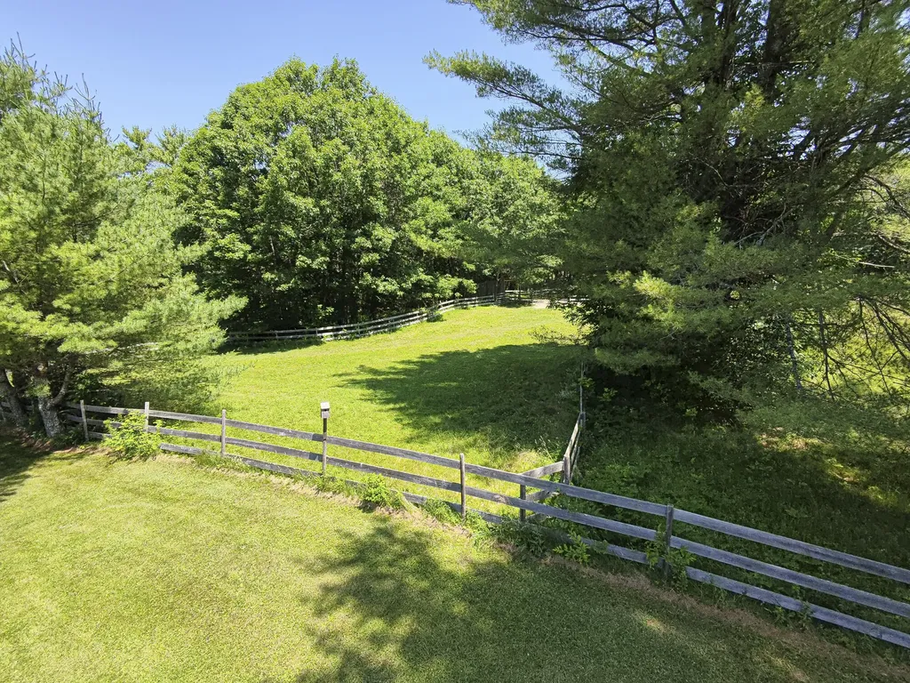 141 Fickett Road Pownal ME 04069
