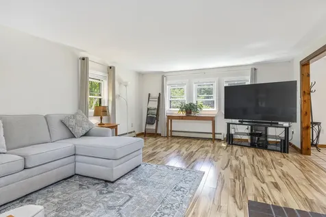 141 Fickett Road Pownal ME 04069