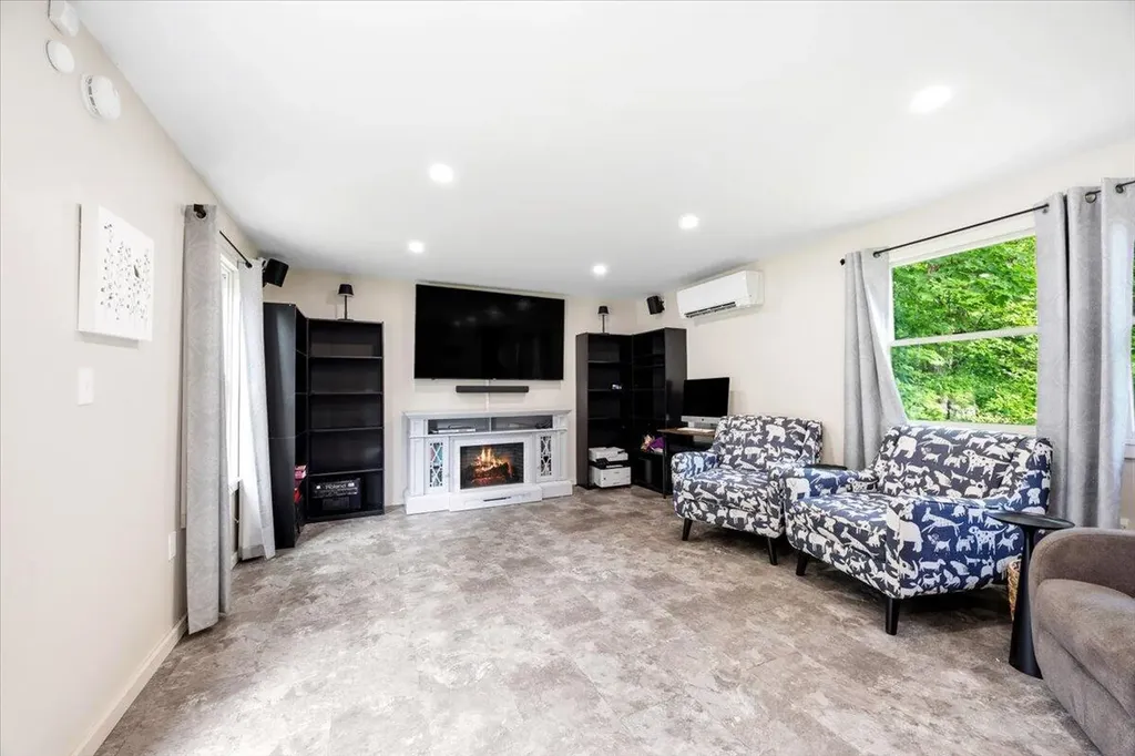 275 Sam Page Road Acton ME 04001
