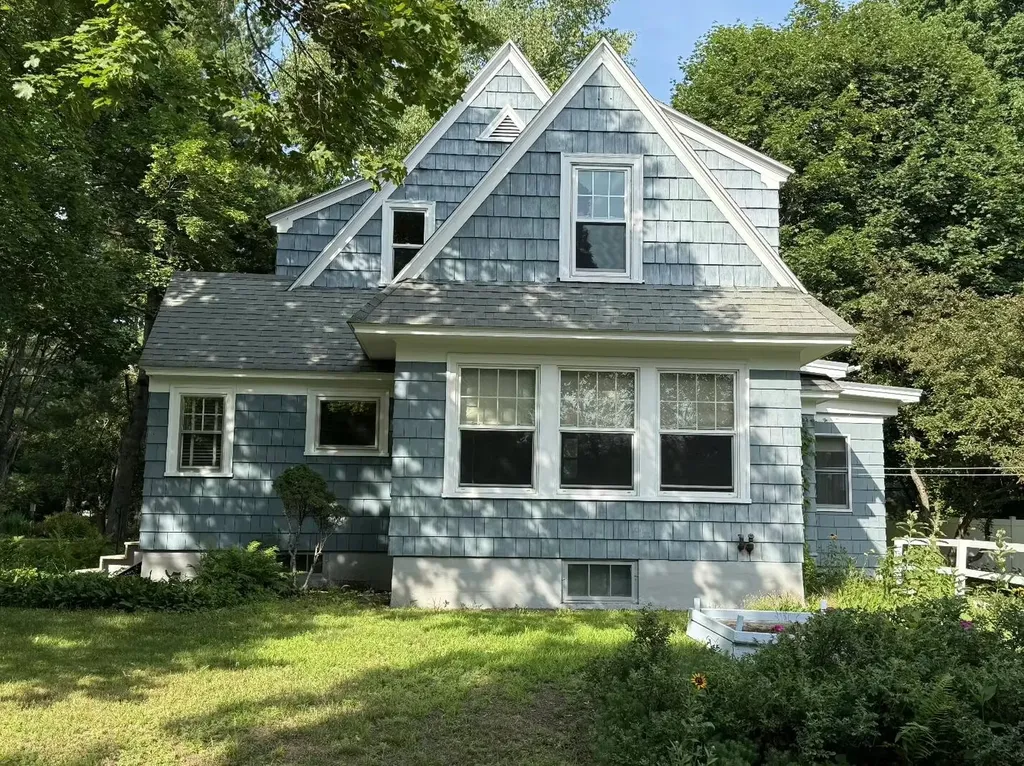 113 Greenwood Avenue Farmington ME 04938