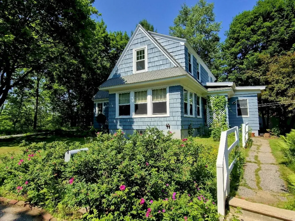 113 Greenwood Avenue Farmington ME 04938