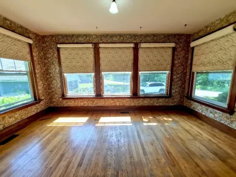 113 Greenwood Avenue Farmington ME 04938