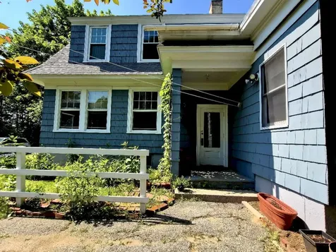 113 Greenwood Avenue Farmington ME 04938