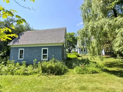 113 Greenwood Avenue Farmington ME 04938