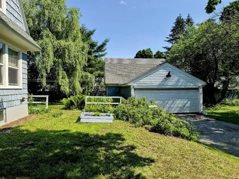 113 Greenwood Avenue Farmington ME 04938