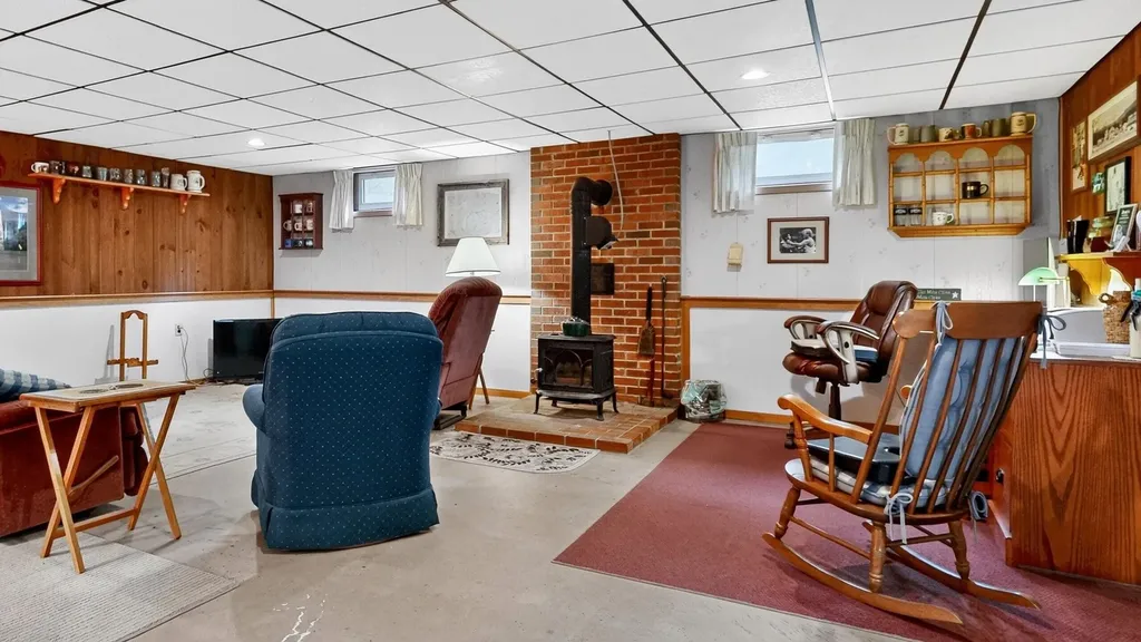 5 Overlook Drive Buxton ME 04093