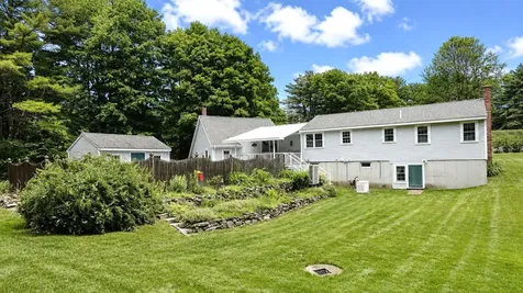 5 Overlook Drive Buxton ME 04093
