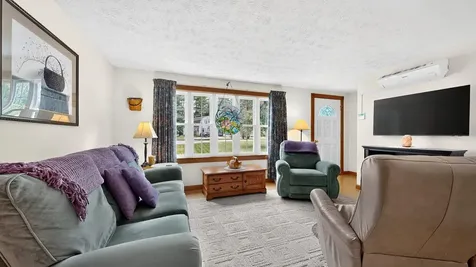 5 Overlook Drive Buxton ME 04093