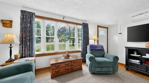 5 Overlook Drive Buxton ME 04093